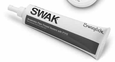 누설검사액, 윤활제, 밀폐제 69 파이프나사밀폐제 Swagelok 파이프나사밀폐제는다양한화학유체에적합하여여러분야에서밀폐제로사용되고있습니다. SWAK 무기질파이프나사밀폐제 진동이나충격에견딜수있도록굳어서경화됩니다. 나사면을매끄럽게하여조립시마모와고착으로인한나사손상을방지합니다. 나사연결단분리시완전히경화된이후에도쉽게분리할수있습니다.