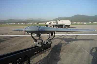 정찰의효율적운용가능 Ø 국내무인기 (UAV) 시장은대한항공 (KAL) 과한국항공우주 (KAI)