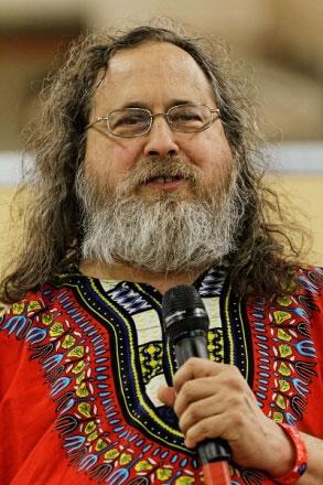 자유소프트웨어재단 (1/3) 자유소프트웨어재단 : fsf.org FSF, Free Software Foundation 1985년, 리차드스톨만 (Richard Stallman) 주도로설립 GNU 프로젝트를철학적, 법률적, 금융적으로지원하기위해자선단체 GNU GPL(GNU General Public License) 을배포 1990 년대후반에는.