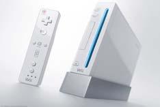 7. 닌텐도 Wii 혁신적인조작방식으로새로운놀이문화를창조 해외시장에서각광받았던가정용게임기닌텐도 Wii 가일본, 미국에 이어국내시장에도출시되면서대중적인관심과수요를촉발 - 2006년일본과미국에서출시된후현재까지 7백만대, 1천 3백만대가판매되어비슷한시기에출시된 PS3와 X박스360의판매량을압도ㆍ "