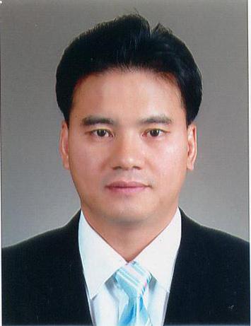 이종록 (Jongrok Lee) [ 정회원 ] 1998 년 8 월 : 한국체육대학교사회체육대학원건강관리학과 ( 체육학석사 ) 2004 년 2 월 :