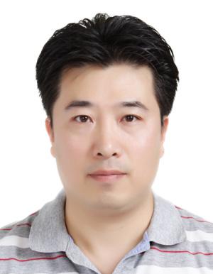 우용규 (Yong-Kyu Woo) [ 정회원 ] 1998 년 7 월 : 경북대학교전자공학학사 2003 년 2 월 :