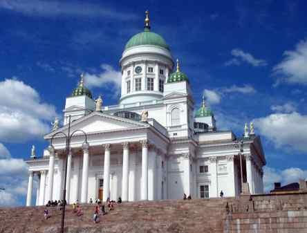 핀란드루터파교회의총본산 Tuomiokirkko, 대성당 핀란드루터파교회의총본산으로, 헬싱키의상징적인교회이다.