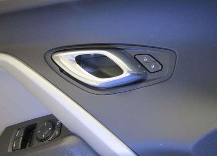 2017 Camaro 신차정비교육바디시스템 윈도우와도어파워도어잠금 도어잠금시스템구성품파워도어잠금시스템은다음구성부품으로이루어져있다.
