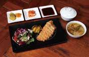 天然松茸アワビ丼자연송이와제주전복을이용한특별건강식덮밥요리입니다. 은은한송이향과쫄깃한전복의식감이일품입니다.