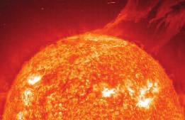 (3) 태양의표면온도태양의표면온도는지상에서관측한태양의스펙트럼으로추정하고있다. 추정된온도는약 6000 이다. wkars ks! 스펙트럼 (specturm) 이란? 프리즘을통과한빛은여러가지색깔로나뉜다.