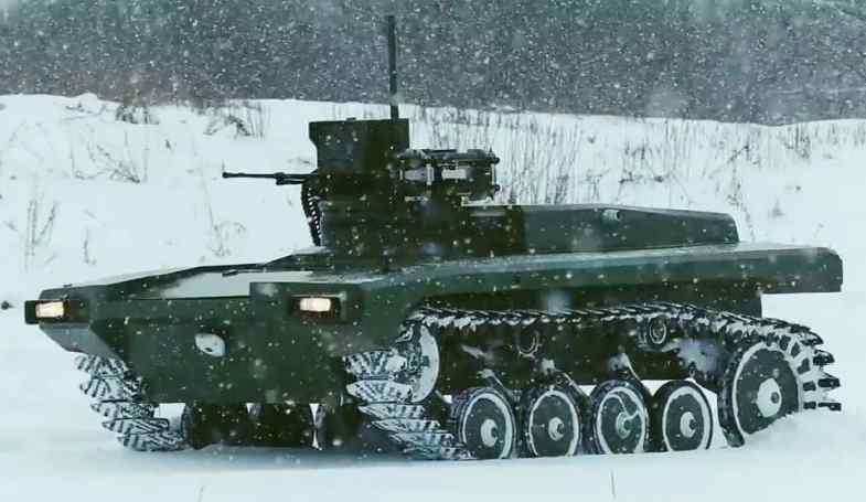 러시아, Marker UGV( 무인장갑차량 ) 공개 m 러시아 FPI 가 Marker 궤도형무인장갑차량을개발했다고공개함.