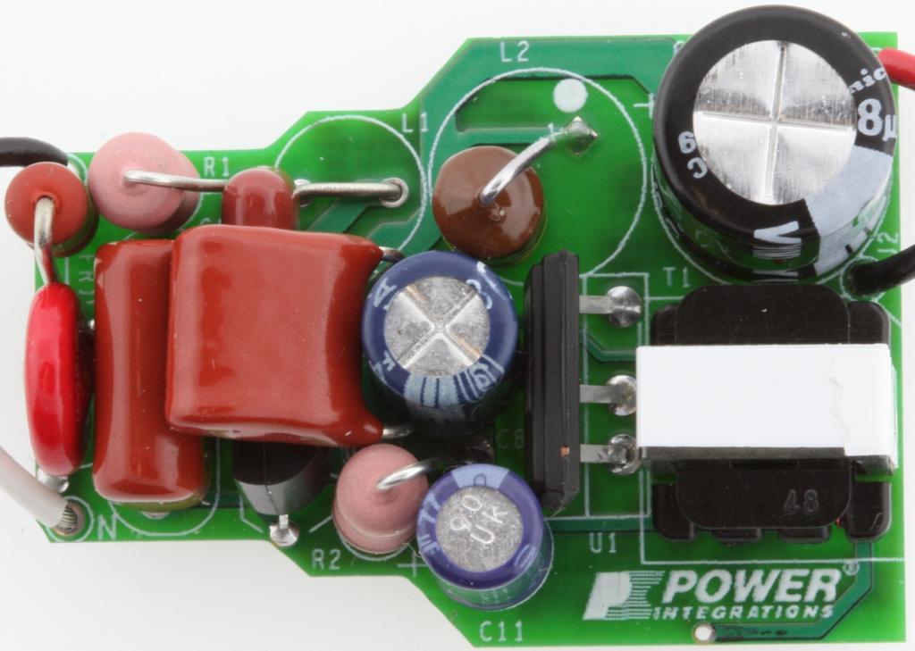 1 소개이문서에서는 155mA, 190VAC~265VAC(50Hz 일반 ) 의입력전압범위에서 57V 정격 LED 스트링전압을구동하도록설계된비절연형, 고역률 (PF), 고효율 TRIAC 디머블 LED 드라이버에대해설명합니다.