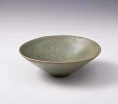 온기를느끼다 028 청자음각연화문완靑磁陰刻連花文碗 Engraved Celadon Bowl 14.