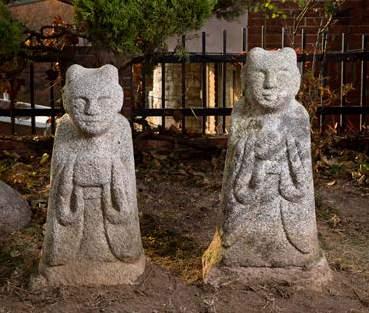 온기를느끼다 013 동자석한쌍童子石一雙 Stone Sculptures Carved