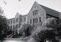 1946 한국최초종합대학교인가 1946 년대한민국의모든대학중첫번째로종합대학교인가를받았다.