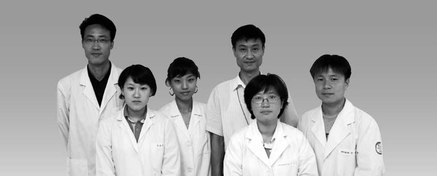 9) 바이오인공장기연구팀 (Bioartificial organ development team) 연구분야 : 조직공학기술을이용한줄기세포분화유도기술및인공장기생산기술개발팀구성 : 이수홍, 조현정, 이대희 1) 생식줄기세포생산팀 (Germline stem cell production team) 연구분야 : 생식소유래의줄기세포분리및특성규명,