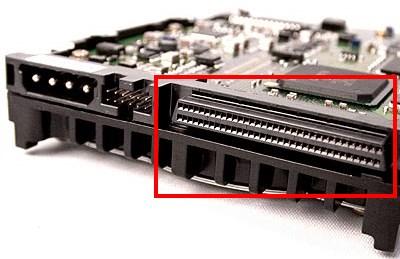 SCSI (Small Computer System Interface) (1/2) ATA 와같은병렬 ATA 에비해성능과안정성에초점을맞추어발전
