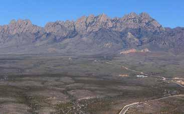 16 뉴멕시코주한인들을위한소식지 뉴멕시코소개 오르간마운틴 - 데저트피크스내셔널모뉴먼트 미국의내셔널모뉴먼트 (National Monument) 는미국의국립공원 (National Park) 과비슷한미국문화유산자연의보호를위해지정된곳이다.