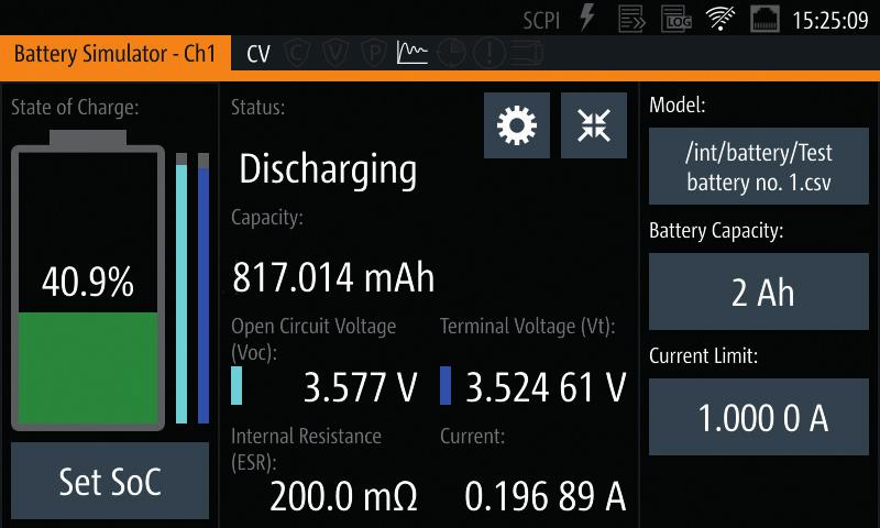 선택한 배터리 모델 에 따라 테스트가 달라질 수 있으며 배터리 용량, SoC 및 Voc 를 원하는 대로 설정하여 특정 환경에서 장치를 테스트할 수 있습니다. 배터리 시뮬레이션: 배터리의 조건을 특성화하는 주요 파라미터가 하나의 디 스플레이에 요약됩니다. 배터리의 충전 동작도 시뮬레이션할 수 있습니다.