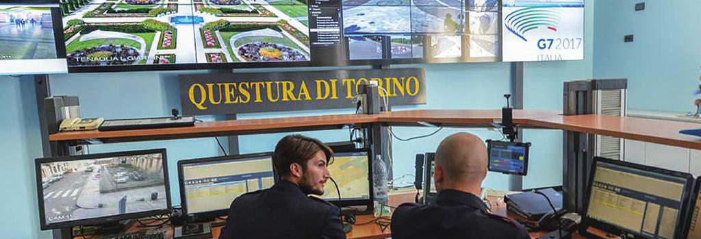 0 Cat 5 연장기 Turin 주경찰은군중행동을모니터링하고도시전역의공공행사에서사건을탐지하기위한감시통제센터를설립했습니다. 요구사항은다음과같습니다.