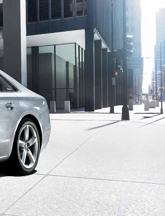 Audi A8 5 처음부터끝까지명확한라인. Audi 의다른모든일과마찬가지입니다. Audi A8 의역동적으로흐르는라인이차의강력한인상을정의합니다.