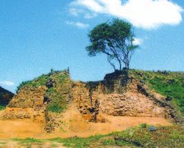 Since the village keeps Sunguijeon where King Taejo Wang Geon Øs memorial tablet is enshrined in