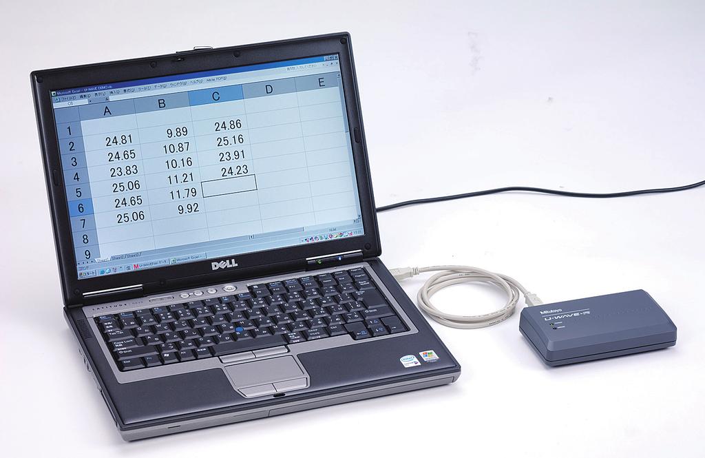 U-WAVE 은 에서 수신된 데이터를 USB를 통해 컴퓨터에 입력합니다.