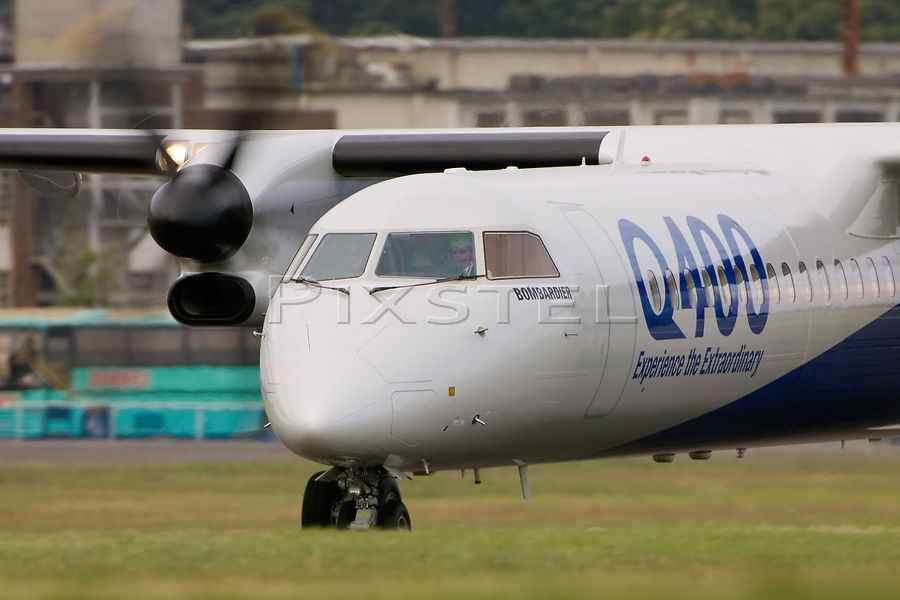 1. 제작사 : Bombardier Aerospace 또는 de Havilland Canada 2. 유형 : Twin-turboprop airliner 3.