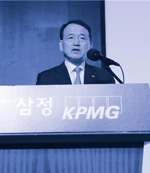 제 5 회감사위원회지원센터 (ACI) 세미나개최 인사말씀 삼정 KPMG 김교태회장 먼저참석해주신분들과조성표한국회계학회회장을비롯한강연자들에게감사인사를전함 신외부감시법에서는감사위원회에게기업의부정행위조사를위해외부전문가를선임할수있는권리가주어졌으며,