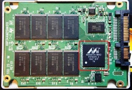 Flash Memory 속도 DRAM, SRAM 에비해매우느림 일반자기하드디스크에비해서도느림 SSD