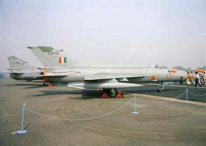 항 공( 계속) v 인도, 2017년까지 MiG-21 및 MiG-23 단계적퇴역 - 인도공군은현재운용중인러시아산