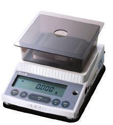 사용온도범위 ( ) +5 ~ +40 사용전원 짐판크기 (mm) (WxD) 제품크기 (mm) (WxDxH) 아답터 100 x