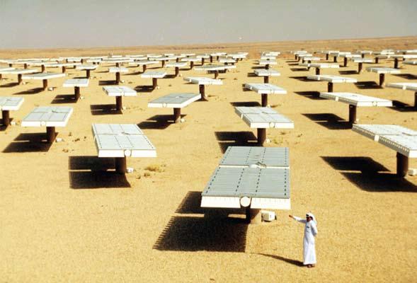 nat Zayed) 지방에 100MW급태양열발전소인 Shams-1을 2012년완공을목표로건설중이다. 약 6억달러가소요될이프로젝트에는스페인의아벤고아솔라 (Abengoa Solar) 와프랑스의토탈 S.A.(Total S.A.) 가개발사업자및합작사로참여하고있다.