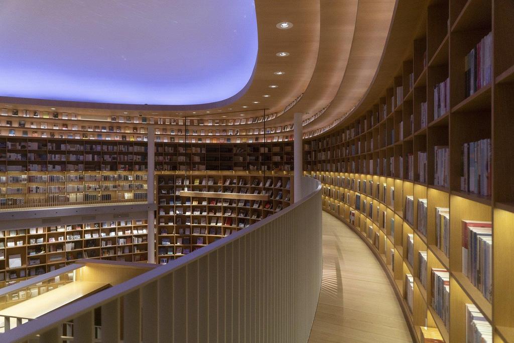 변화하는도서관 2000 년대의도서관은문화를공유하는장소!