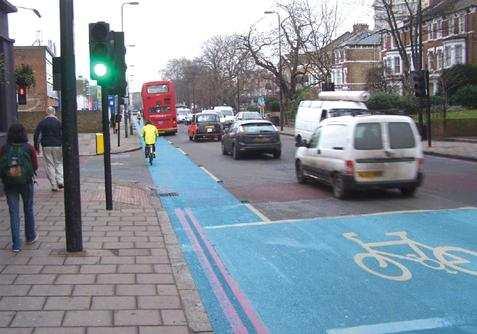 2 -(UK-London) (Cycle Superhighways) 105) / / EU UK London o 12 (Cycle Superhighways),. - 2025 2000 400%. o 8 2010 5. o 10, 2012.