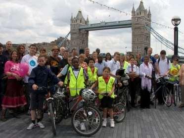 3 -(UK-London) 106) / / EU UK London o (CCFfL : Community Cycling Fund for London).
