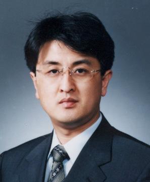 Leung, The Google file system," ACM SIGOPS Operating Systems Review, Vol. 37, No. 5, pp. 29-43, Dec. 2003. [7] J. Dean and S.