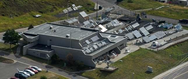 태양광관련시설에는 Outdoor Test Facility (OTF), Solar Energy Research Facility (SERF) 및 Energy Systems Integration Facility (ESIF) 이포함되어있다.