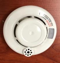 Single Alarm Detector used for Test No. 1 2 3 4 photo No. 5 6 7 - photo - 다. 세부내용을보면, 화재경보음은감지기로부터 1 m 떨어진위치에서 85 db이상으로 10 min 이상계속하여경보할수있어야한다.