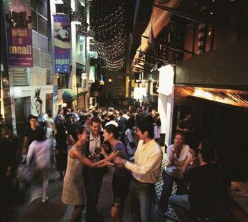 홍콩은아시아어느지역보다영어가폭넓게통용되고있어의사소통이원활하다.