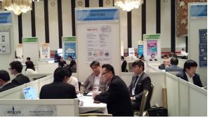6-1. 수출유망분야 한국 ICT 종합사업추진 Smart Korea Forum 2016 < 2015 추진 현황 > 형태 : 전시 상담회, 전문가 초청 ICT포럼 동시개최 2016년 구성방향(예시) - 전시 상담회 : 클라우드, 모바일, 시큐리티, IOT등 - 세미나 : IoT등 3-4개 유망분야(테마 별 1시간) 개최규모(4.