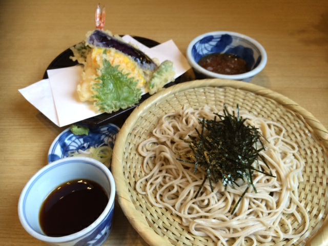 13. 梅おろし冷かけそば (Umeorosi,Hiyakakesoba) Ume,Daikon Radish Soba Noodles 매실, 무소바梅, 白萝卜荞麦面梅子, 白蘿蔔蕎麥麵 梅 / 大根 / おおば ( 青じそ ) Ume / Daikon Radish / Perilla Leaves 매실 / 무 / 차조기잎梅 / 白萝卜 / 青紫苏梅子 / 白蘿蔔 / 青紫蘇 900