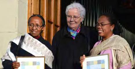 6 Juin 2015 Un prix distingue les leader féminins Deux femmes appartenant à deux générations différentes ont été distinguées pour leur rôle comme dirigeante et pour leur contribution à la formation