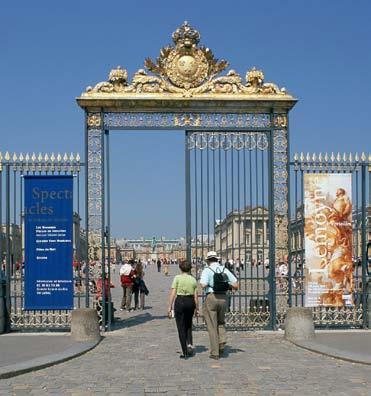 /Museum / Musée du Louvre / Jardins des Tuileries, 10 (