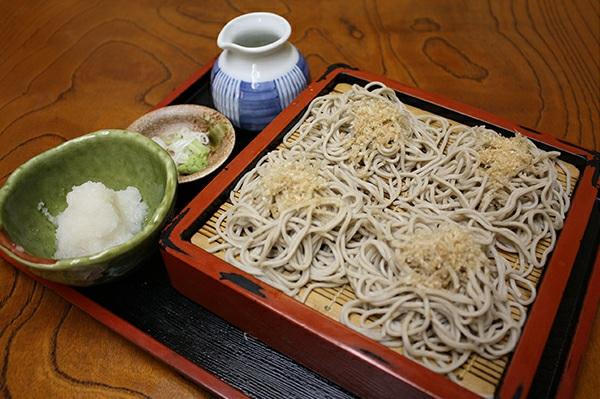 7. おろし (OROSHI) buckwheat noodle with grated radish 오로시소바 ( 갈은무, 가다랑어등을고명으로올리며간장소스를가볍게뿌려서먹음 )