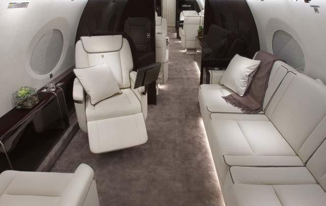 주요제원 Specifications 운항범위 Operational range 항공기제작사 Manufacturer 좌석수 Seats New York Gulfstream 13 석 seats Paris Los Angeles 순항속도 Normal cruise speed 924 km/h Mach.
