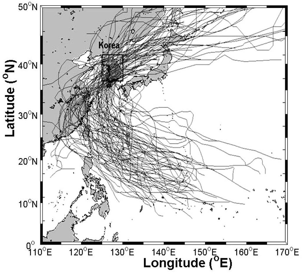 Á 53 Fig. 6. Tracks of the KP-landfall TCs during 95-2009. The black box represents the limits of the KP. Fig. 7.