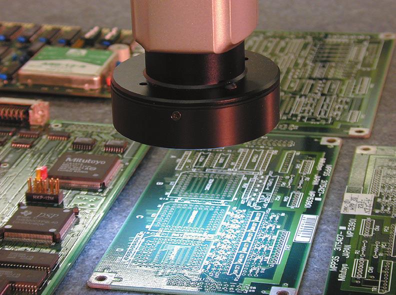 QVP는 CNC 3차원 측정기의 화상 측정의 전자동화가 가능하며 미쓰도요가 화상측정기에서 오랜 세월 축적한 기술을 바탕으로 개발한 3차원 측정기용 화상 프로브입니다.