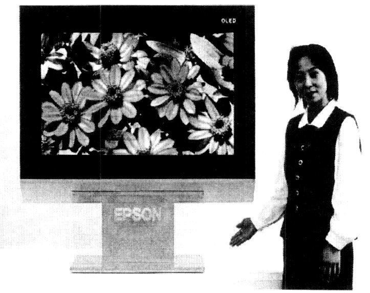Sony는 2001년 3월기존의능동구동 OLED와달리 top emission 방식의 13" 풀컬러 Active Matrix OLED 를개발하였으며, 2003년에는 12인치 4장을붙인 24인치 OLED 를개발했다. top emission 방식을사용하여개구율향상을도모하였다. Sony는 Post CRT 시대를대비하여 AM OLED 를집중육성하고있다.