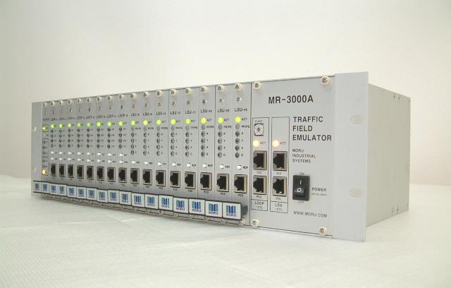 1. 개요 MR-3000A는교통관제시스템에있어서현장용교통신호제어기의개발, 신호제어알고리즘의개발및검증, 교통신호제어기생산 LINE에서의자체검사수단등으로활용될수있도록개발된물리적모의시험장치이다.