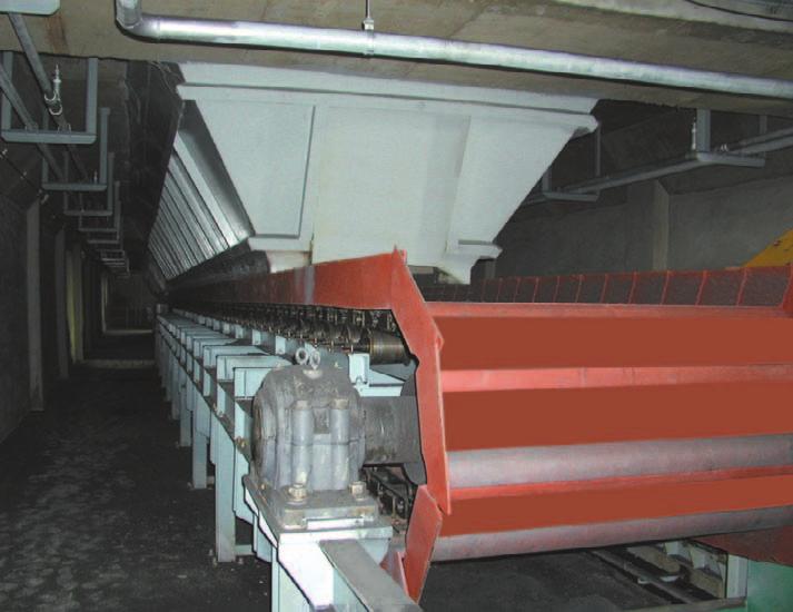 K.C AP APRON FEEDER Principal Feature Diversified Applications The apron feeder is typically installed at the bottom of hoppers and bins to take out the required capacity of bulk material at a