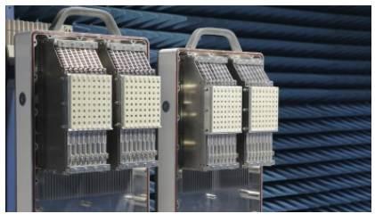 기술개발테마현황분석 미국 CMU 전기장 / 자기장듀얼모드 Far-Field 통신을통해무선채널용량 2 배달성안테나모듈개발 기존의전기장통신에자기장통신을결합하여전송용량극대화하는안테나모듈개발 Alcatel-Lucent lightradio 안테나와증폭기가내장된작은육면체 (cube) 모양으로다양한규모의기지국구축가능 총소요비용 50% 절감효과기대 ( 사이트비용 66%