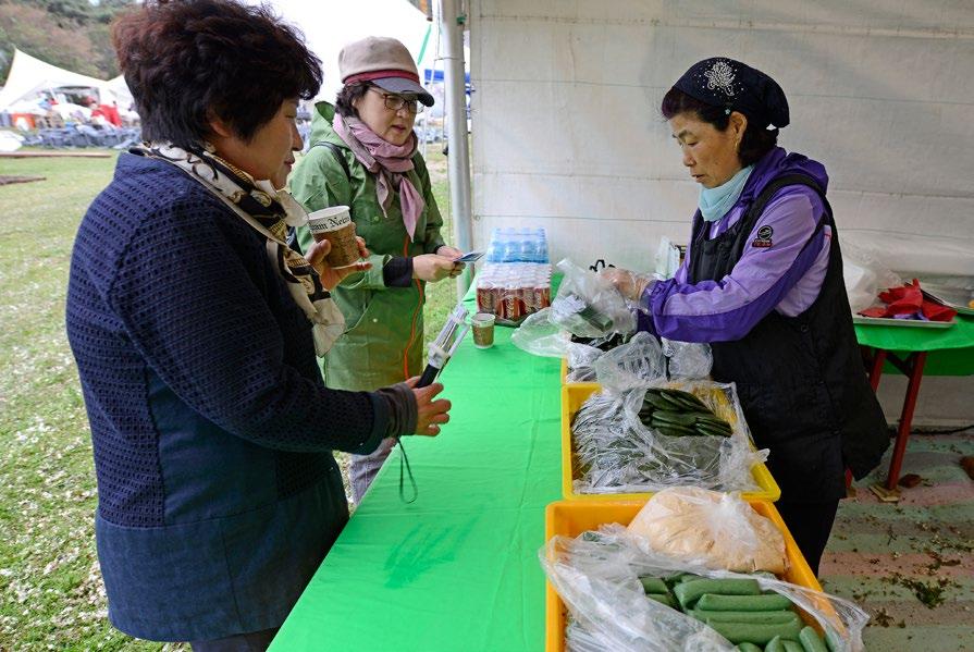 학원농장내직영식당에서는보리새싹비빔밥과함께봄날집나간입맛돌려세울메밀묵과메밀국수도메뉴로낸다.