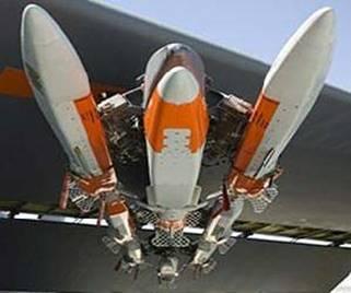 레이시온사, 미공군에 1,000 번째초소형공중발사기만재머납품 지휘통제 통신감시정찰 방호 유도무기 기동함정항공화력 레이시온사가미공군에 1,000 번째초소형공중발사기만재머 (MALD-J) 를제5 로트생산계약에의해납품완료 MALD-J : Miniature Air Launched Decoy Jammer - 레이시온사에따르면 MALD 사업은지난 2년간